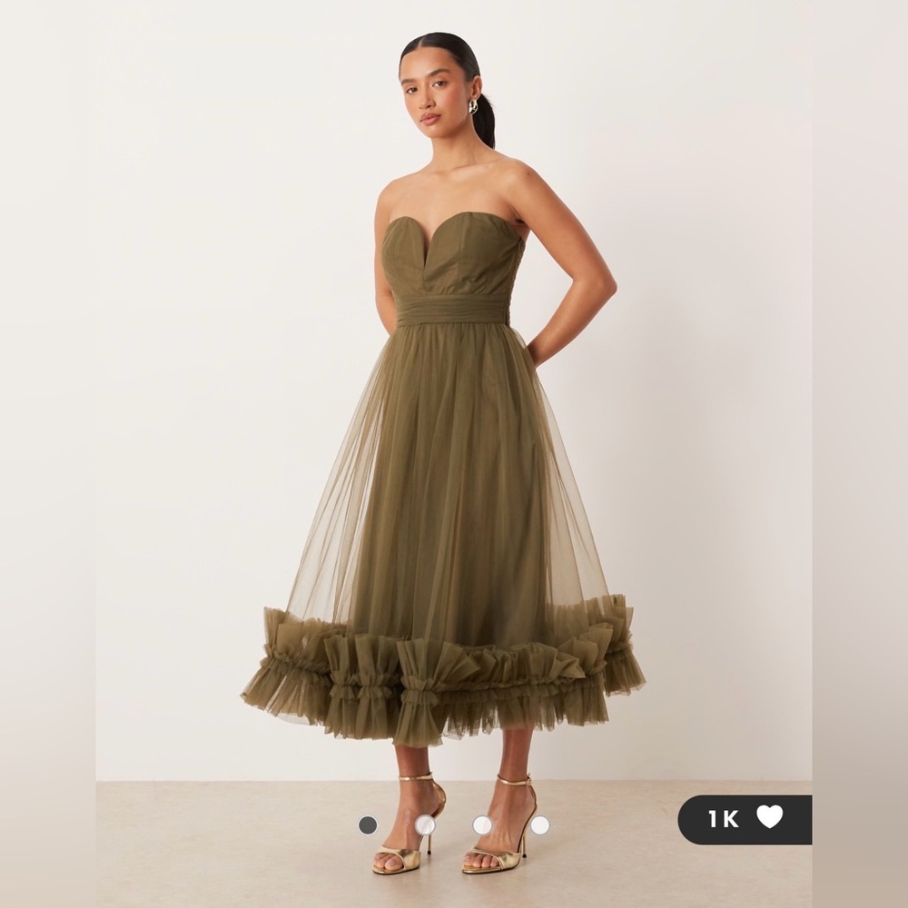 BNWT Lace and beads midi dress